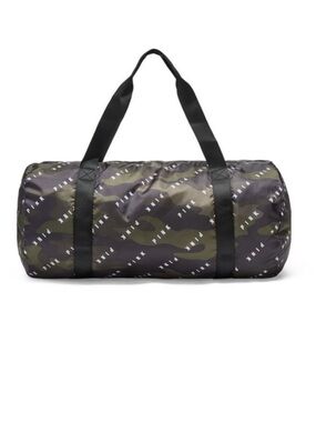 Pink Victoria’s Secret Packable Ultralight Duffel in Camo Print